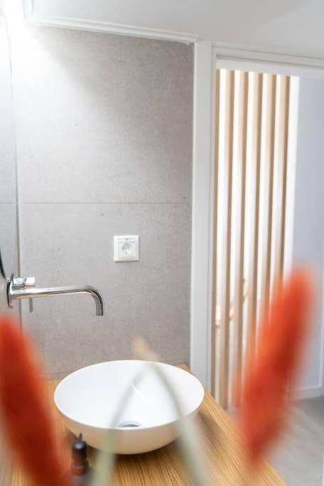 Piraeus Cozy Apartment For 4 Persons Экстерьер фото